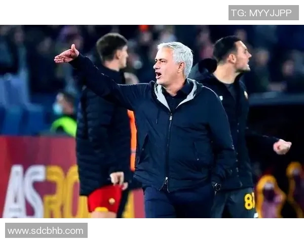 巴西足球明星穆里尼奥的传奇之路与辉煌成就揭秘